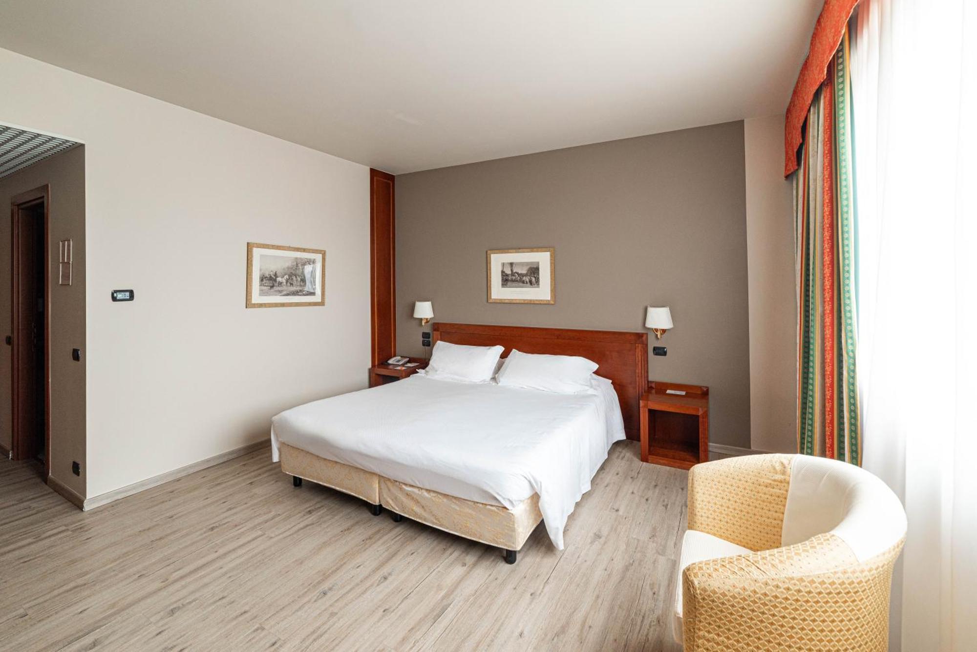 Phi Hotel Cavalieri Bra Eksteriør billede