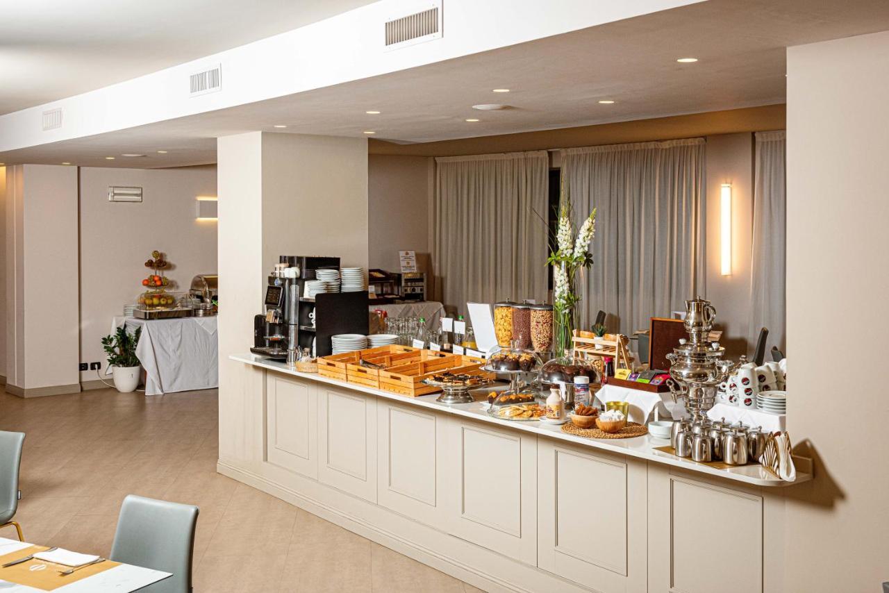 Phi Hotel Cavalieri Bra Eksteriør billede